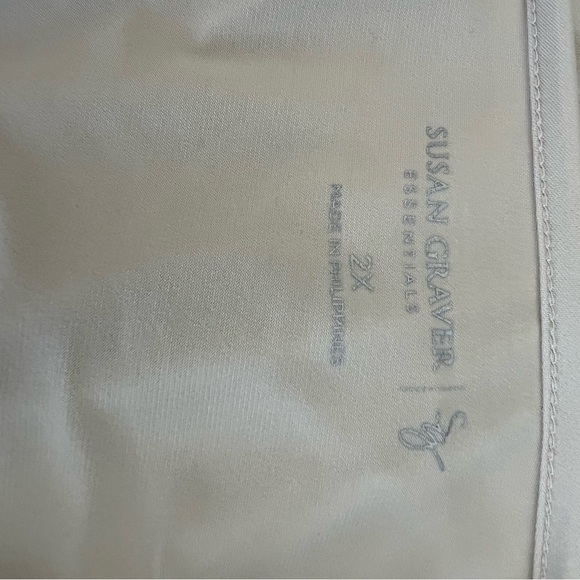 Susan Graver Essentials Elegant Cream Women's Top 2X - Picture 6 of 6
